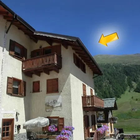 Giada Apartman *